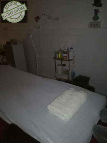 massages ,soins bien-être ( épilation orientale H/F pédicure-manucure...) à Corbeil essonnes