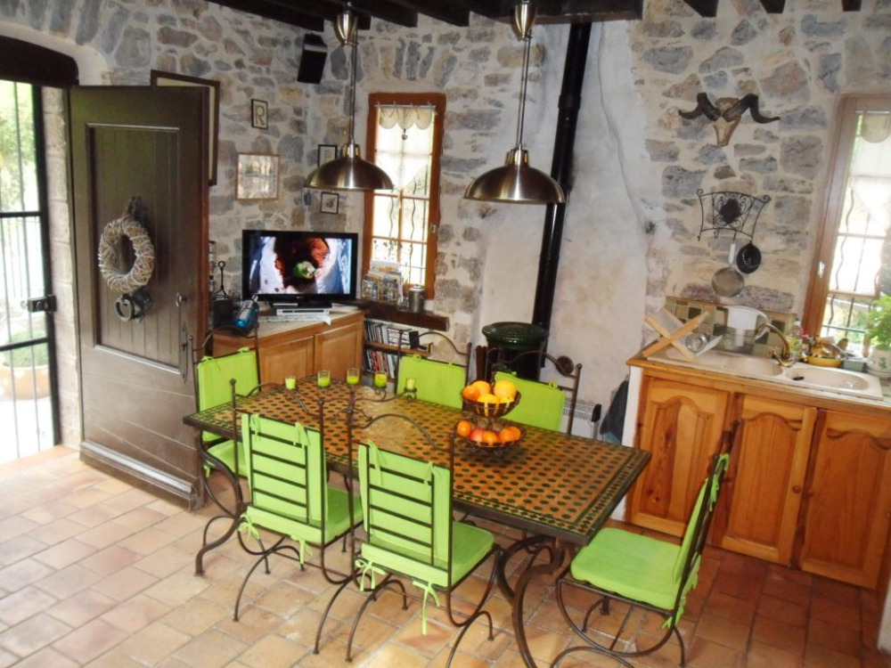Location-saisonniere-Provence-Alpes-Cote-d-Azur-Var-PROVENCE-maison-avec-grande-piscine-piscine671221454755687079.jpg
