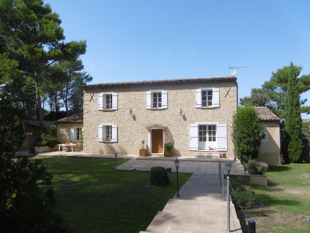 Immobilier-Provence-Alpes-Cote-d-Azur-Vaucluse-Passion-et-professionnalisme-professionnalisme461214252634374762.jpg