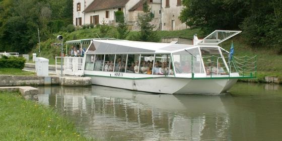 Evenement-Sortie-Centre-Val-de-Loire-Loiret-Canal-de-Briare-02610112541597072.jpg