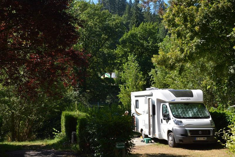 camping-occitanie-aveyron-sejour-groupes-au-camping-marmotel-dans-le-vallee-du-lot3456101920243261.jpg