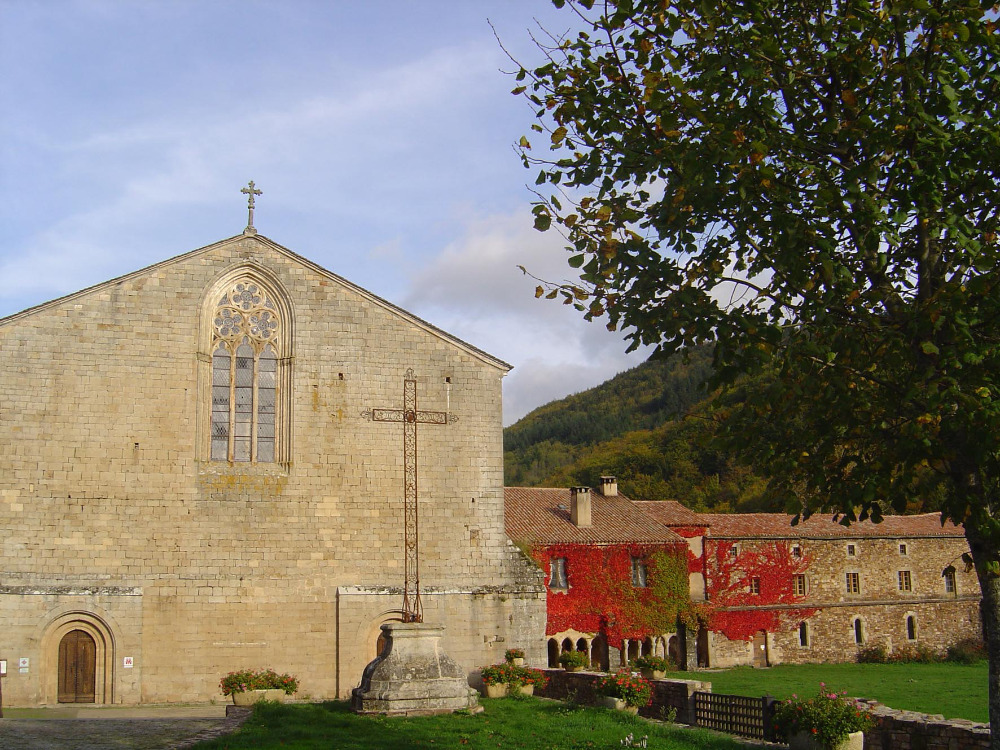 culture-occitanie-aveyron-venez-visiter-l-abbaye-de-sylvanes-36711142736547379.jpg