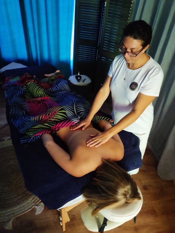 bien-etre-amp-massages-pays-de-la-loire-vendee-la-douceur-des-mains-massage-bien-etre0182023253145626670.jpg