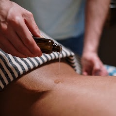 bien-etre-amp-massages-pays-de-la-loire-vendee-massage-massage4141519293441424866.jpeg